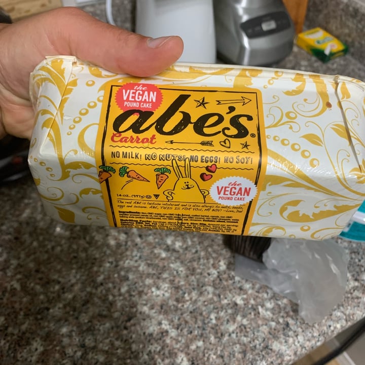 photo of Abe's Vegan Muffins Abe's Carrot Pound Cake shared by @oshmorethstorm on  12 May 2022 - review