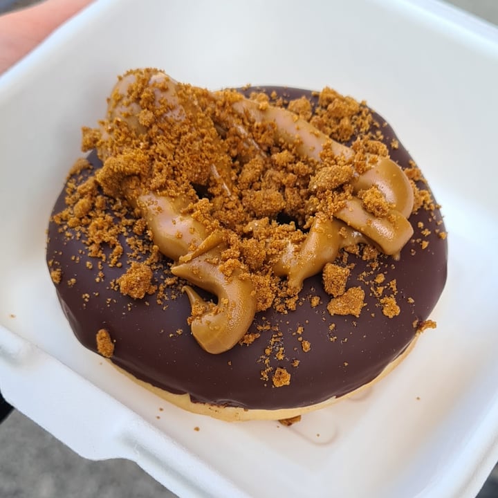 photo of Seed Speculoos And Chocolate Donut shared by @alesssssssia on  30 Mar 2022 - review