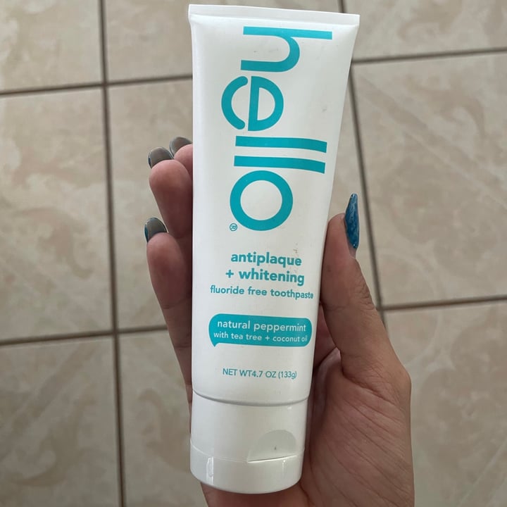 review photo of Hello Antiplaque and whitening fluoride free toothpaste shared by @calditodemazapan on 11 Aug 2021 - review