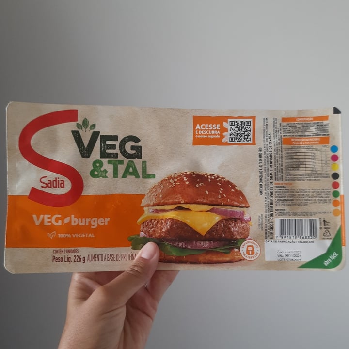 review photo of Sadia Hambúrguer Vegetal shared by @akarolin on 25 Nov 2021 - review