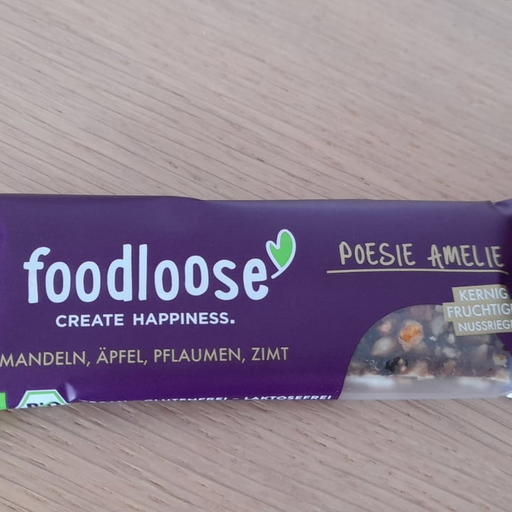 photo of Foodloose Poesie Amelie: Mandeln, Äpfel, Pflaumen, Zimt shared by @sbirurossa on  02 Jul 2022 - review