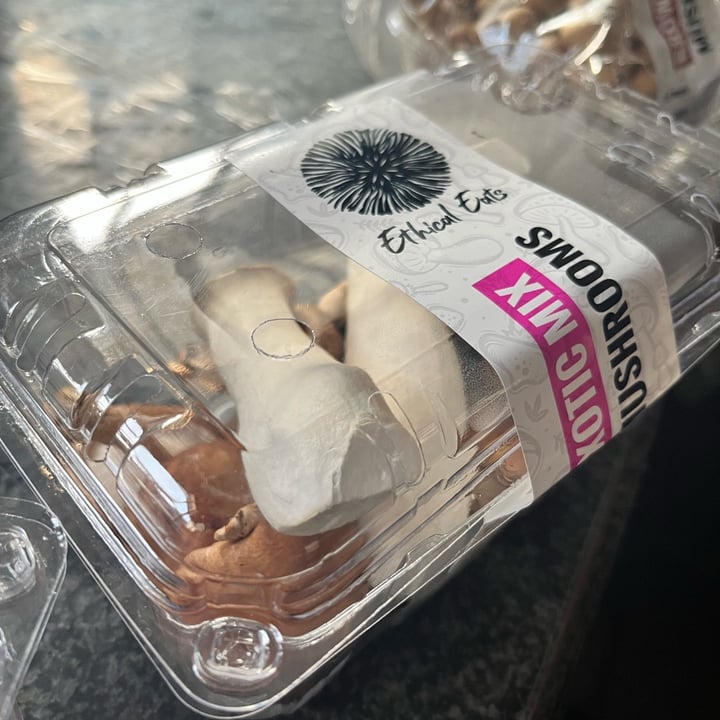 photo of Ethical Eats King oyster mushrooms shared by @leeanneg on  08 Sep 2022 - review