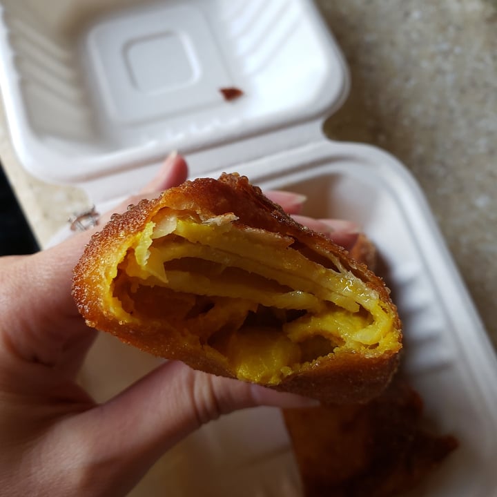 photo of Root to Rise Kitchen Mac And Cheese Eggrolls shared by @jenicalyonclapsaddle on  09 Nov 2020 - review
