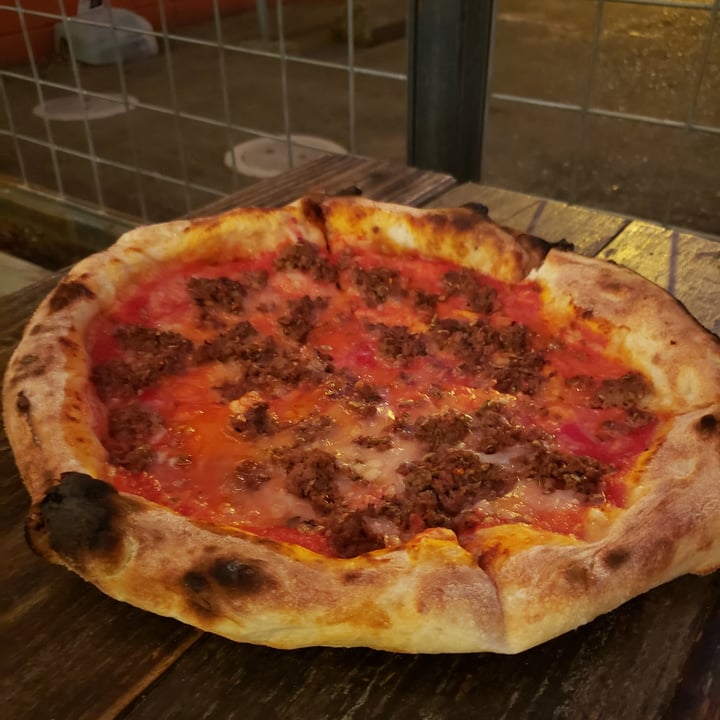 photo of Federalist Public House Impossible Pizza shared by @aarlover20 on  02 Jun 2021 - review