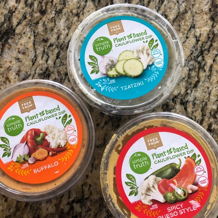 review photo of Simple Truth Plant Based Cauliflower Dip Tzatziki shared by @katj on 28 Apr 2021 - review
