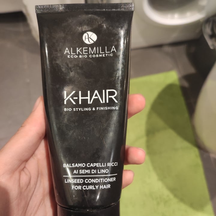 review photo of Alkemilla Balsamo capelli ricci ai semi di lino shared by @marinamarinab on 01 Apr 2022 - review