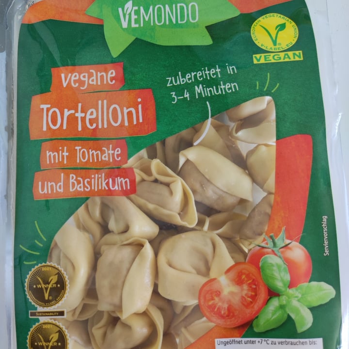 photo of Vemondo Tortelloni con pomodoro e basilico shared by @annavice on  20 Jun 2022 - review