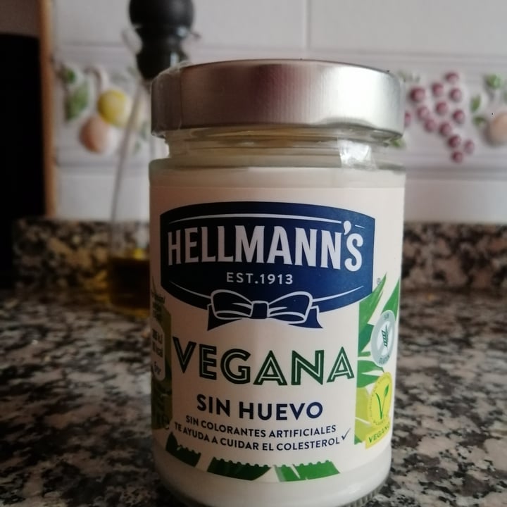 photo of Hellmann’s Hellman’s Vegan Mayonnaise shared by @larale on  19 Dec 2020 - review