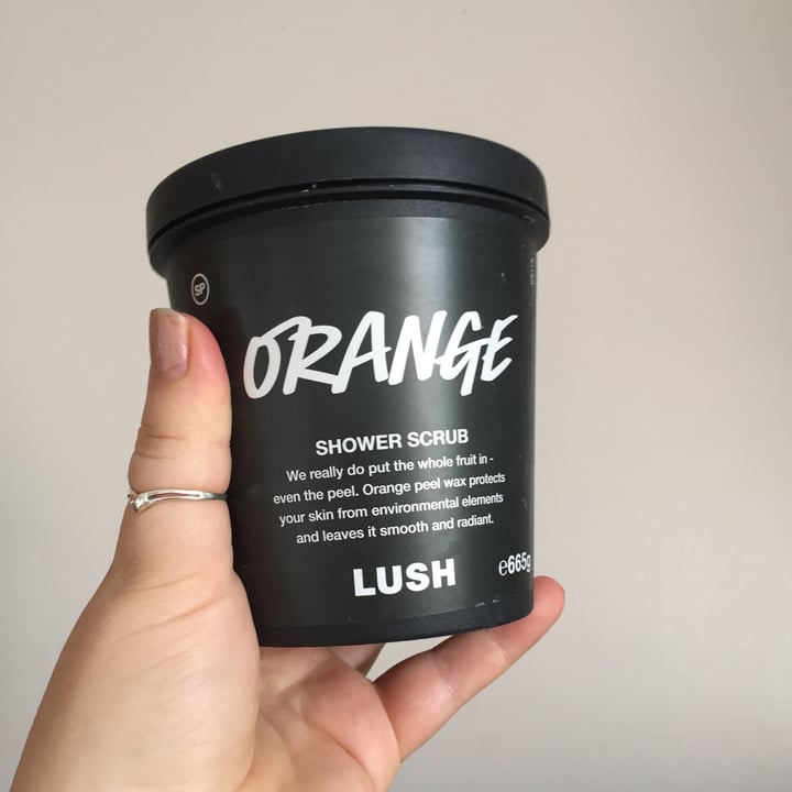 photo of LUSH Fresh Handmade Cosmetics Orange shared by @jxdestevexson on  18 Sep 2021 - review