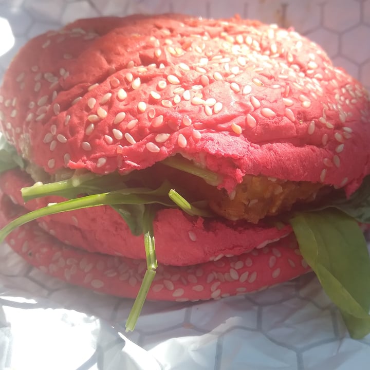 review photo of Pola Baxar Hamburguesa "Pan De Remolacha" shared by @agustinaac on 14 Mar 2022 - review