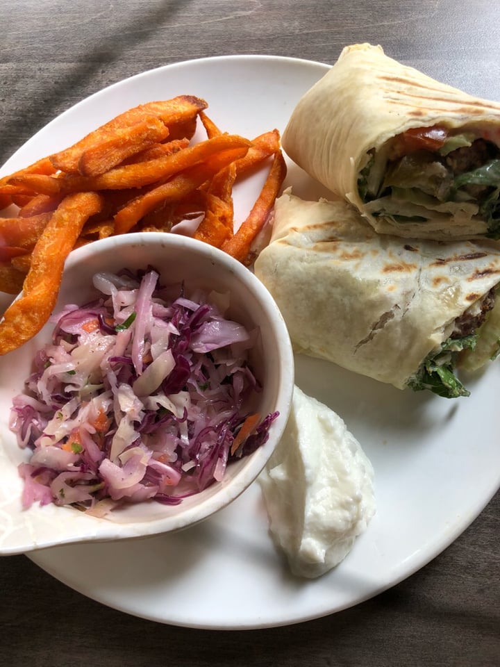 photo of Urban Bites Falafel Wrap shared by @ridhisanghrajka on  16 Nov 2019 - review