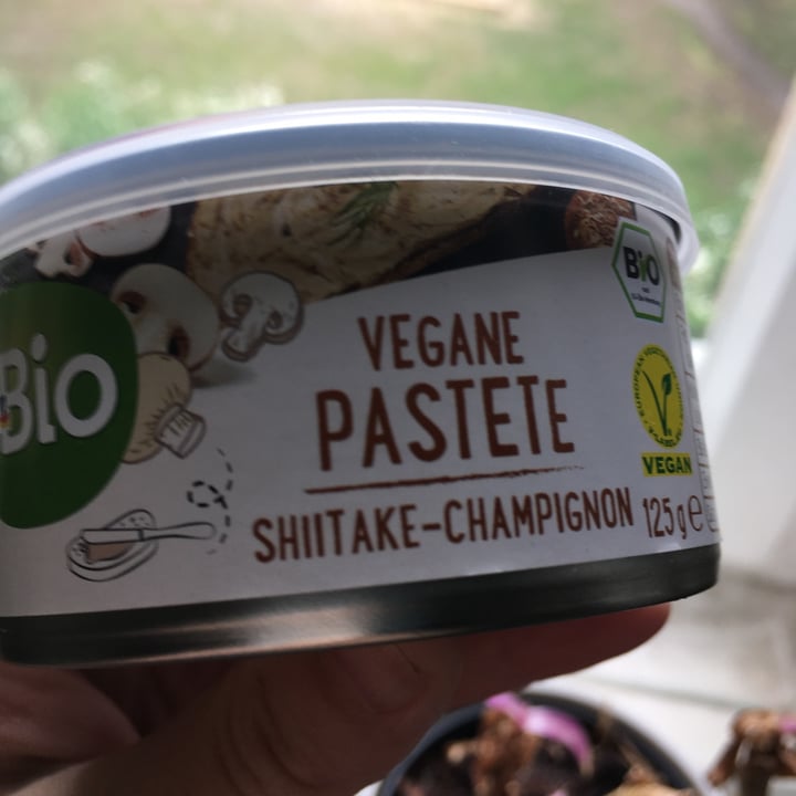 photo of dmBio Pastete Shiitake-Champignon ( Shiitake Champignon Paste) shared by @festi on  19 May 2020 - review