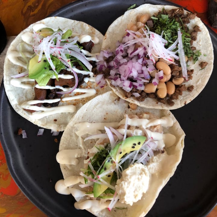 photo of La Flaca Tacos Surtidos shared by @paolaminerva on  30 Jul 2021 - review