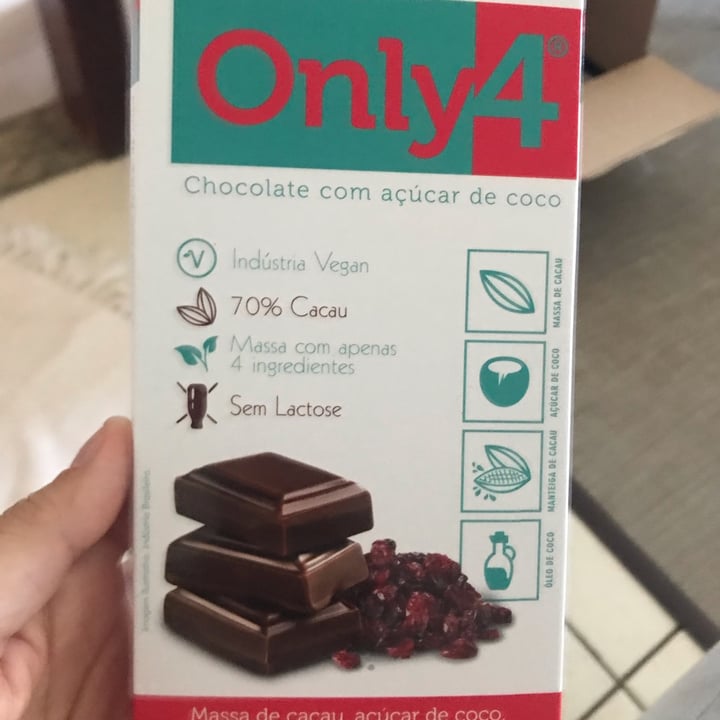 photo of Only4 Chocolate 70% com açúcar de coco e cranberry shared by @izamontechi on  10 May 2022 - review