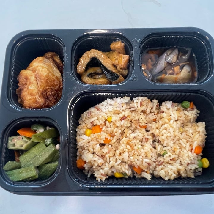 photo of LPH Catering Vegan Bento 7 shared by @greenbovine on  02 Apr 2021 - review