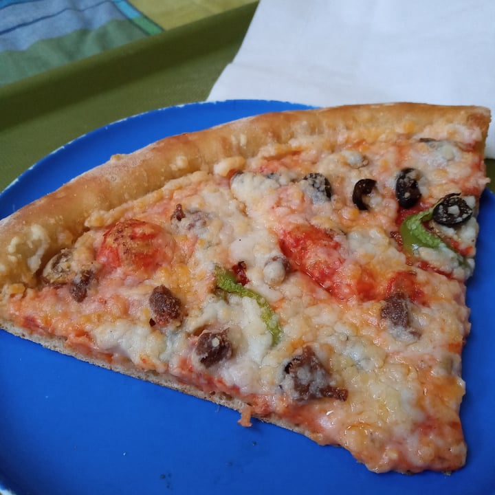 review photo of Papa John's The Vegan Royal shared by @kerstin269 on 05 Jan 2021 - review