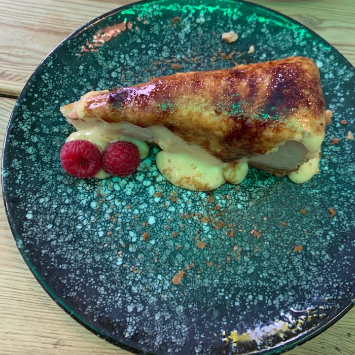 photo of Frutas Prohibidas Cheesecake Con Creme Brulee shared by @gechauca28 on  18 Apr 2021 - review