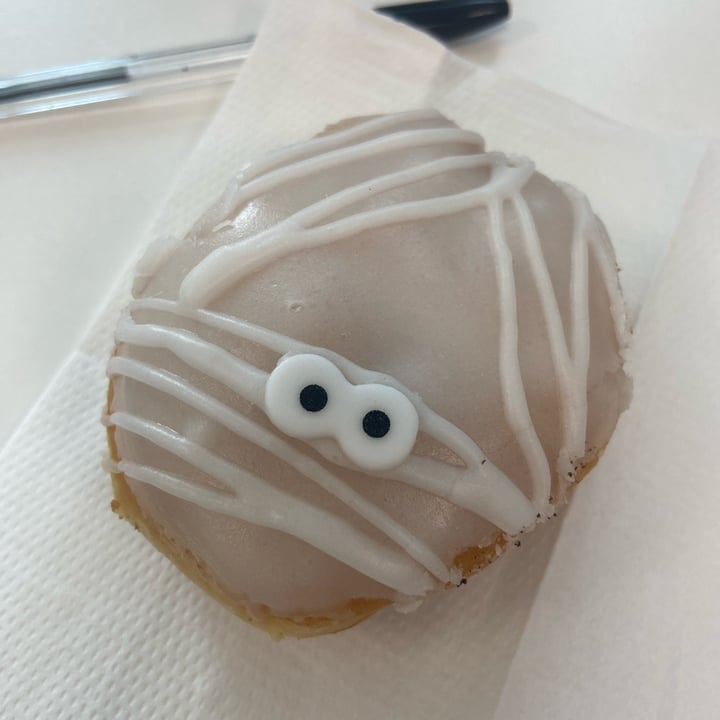 photo of Krispy Kreme Wrapped-Up Rita shared by @laureneas on  28 Oct 2022 - review