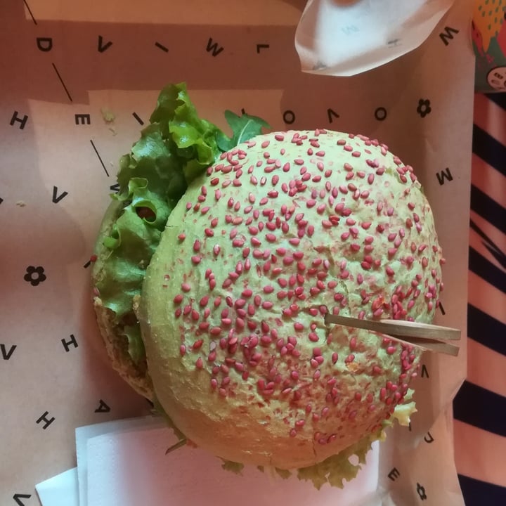 photo of Flower Burger elf burger shared by @e1e on  16 Dec 2022 - review