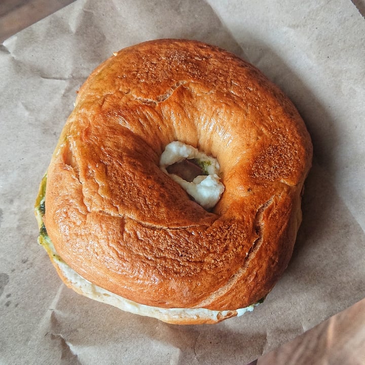 photo of Dolce Bakery Vegan Caprese Bagel shared by @anne13 on  28 May 2021 - review