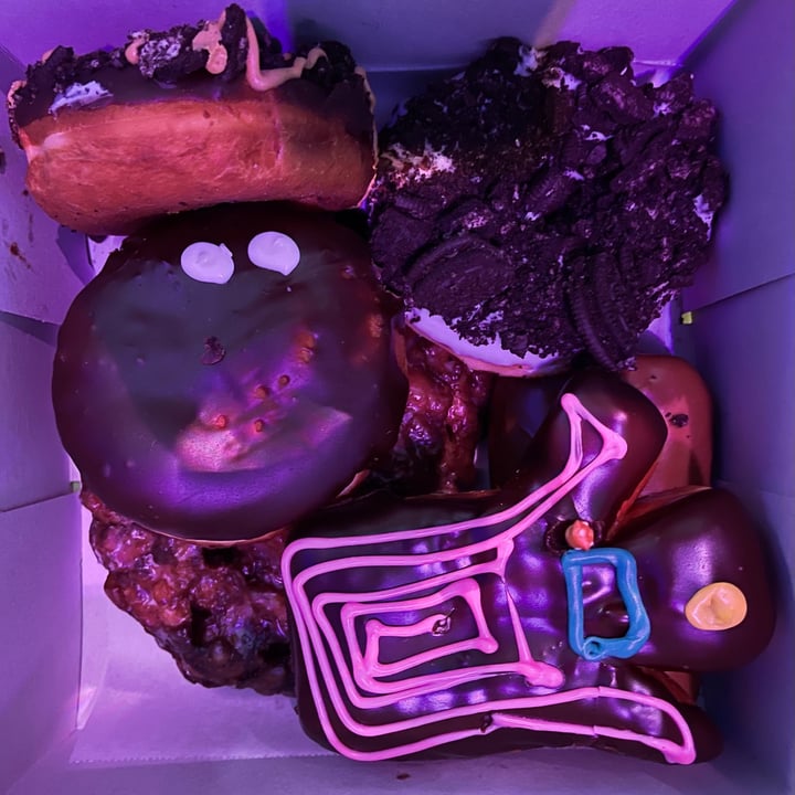 photo of Voodoo Doughnut Vegan Doughnuts shared by @cherrycore on  14 Apr 2021 - review