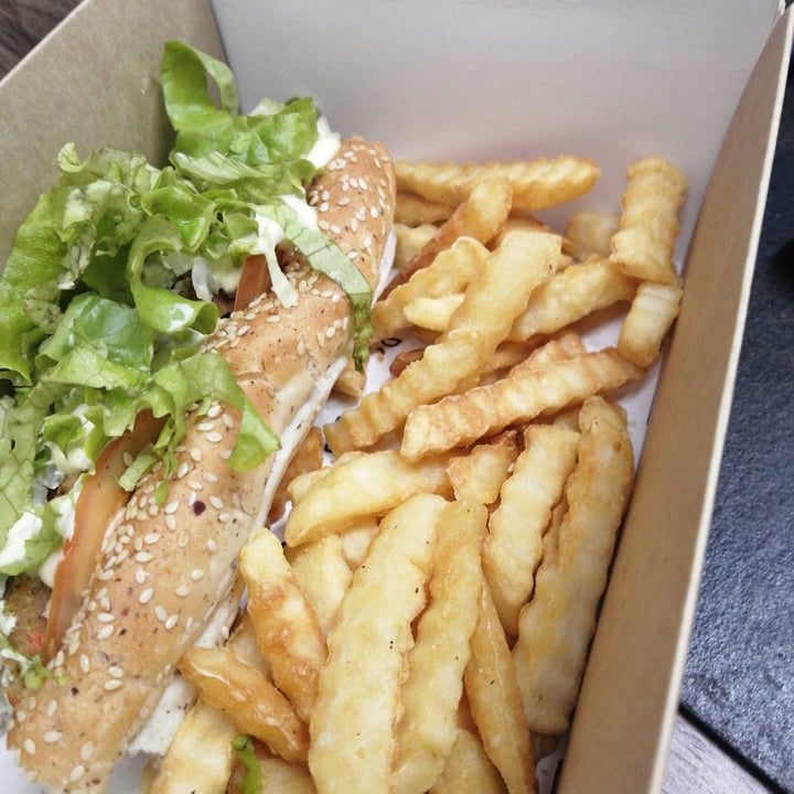 photo of Kaktus Rivera Vegan Hot Dog En Combo shared by @mica15 on  15 Jul 2020 - review