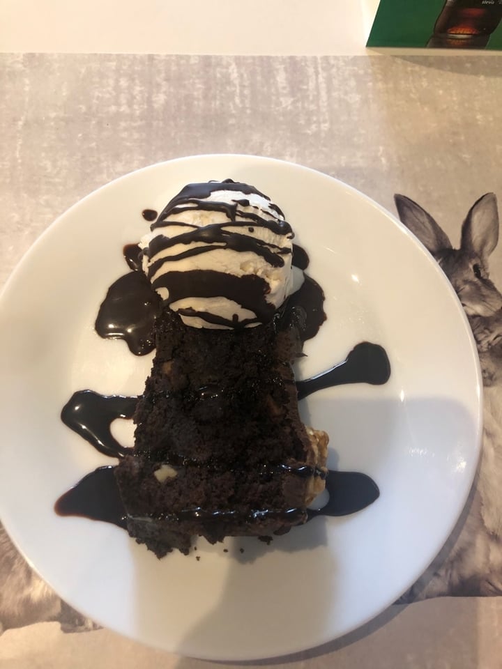 photo of my lola vegan food Brownie De Chocolate shared by @anasiilvaa on  23 Nov 2019 - review