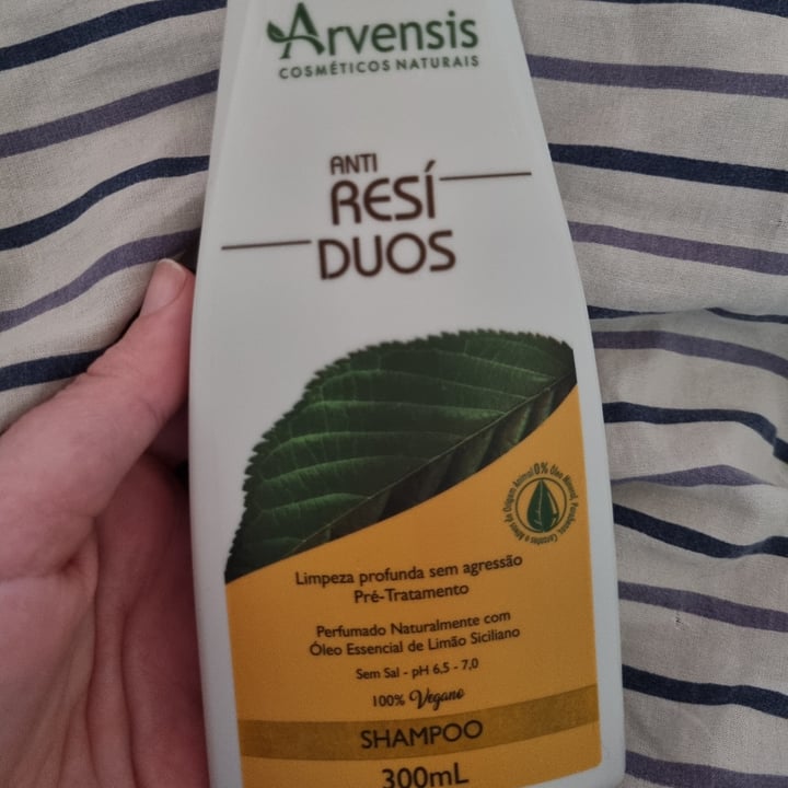 review photo of Arvensis Shampoo Antirresíduos shared by @tatifillmann on 17 Aug 2022 - review