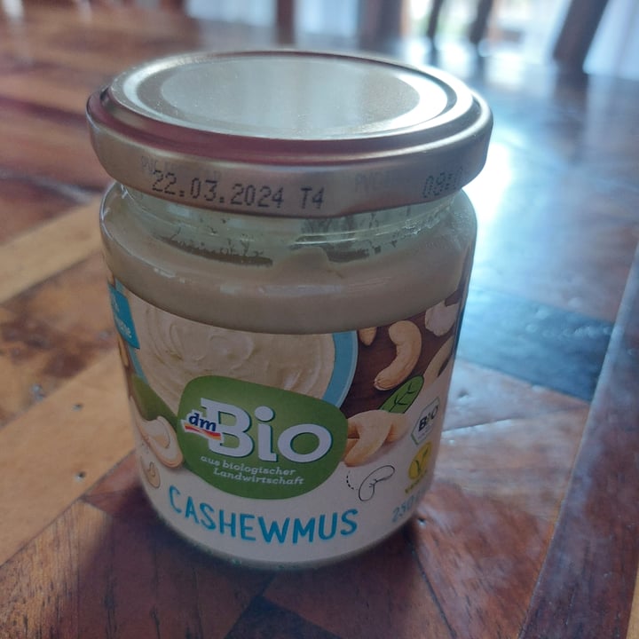 photo of dmBio Cashew-Creme shared by @camibognoli99 on  11 Jun 2022 - review