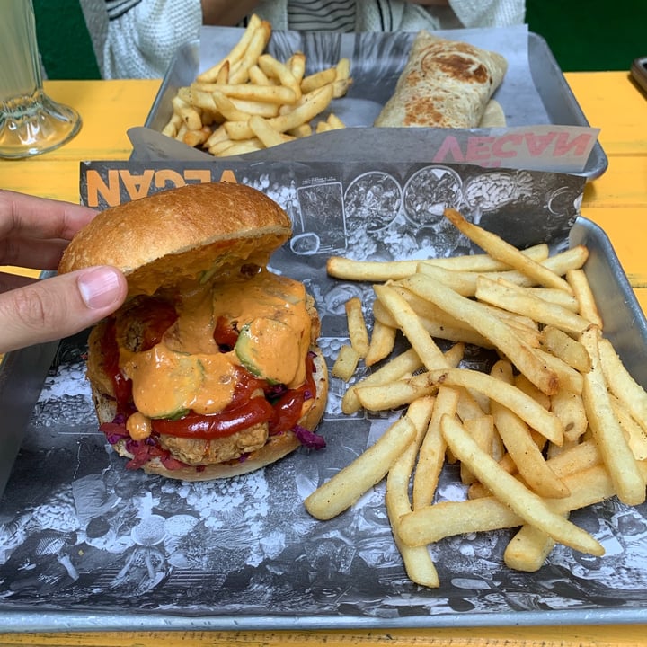 photo of Fat Vegan La muy Crispy shared by @cayo on  10 Sep 2021 - review