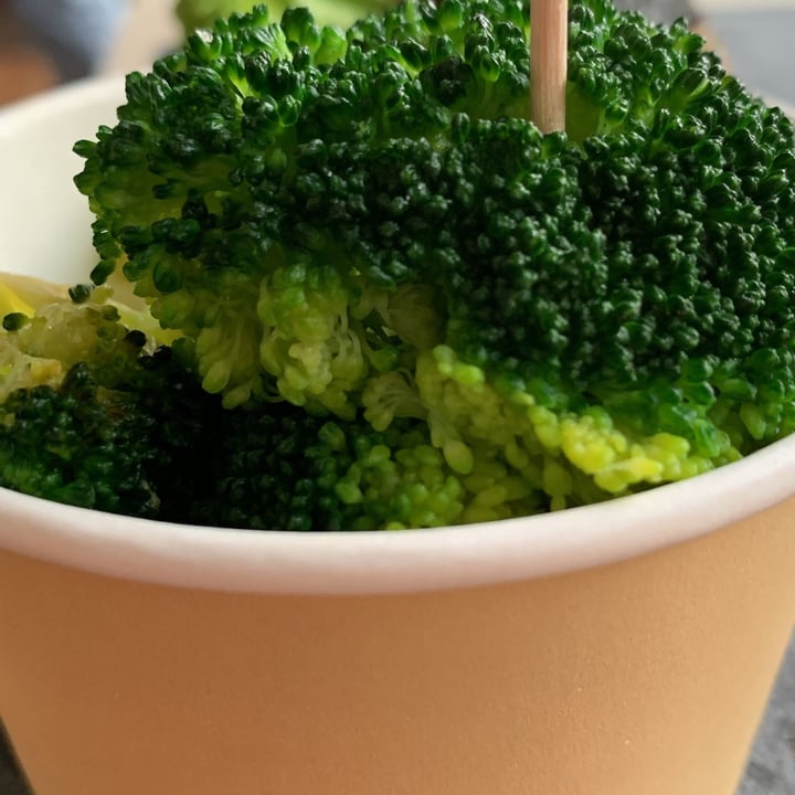 photo of VeganBurg Singapore Sizzlin' Broccoli shared by @georgejacobs on  12 Oct 2022 - review