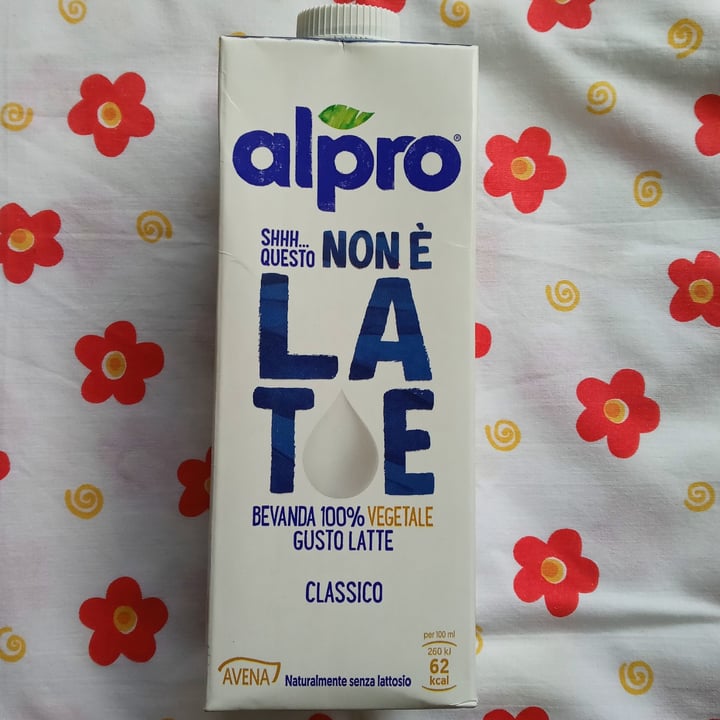 review photo of Alpro This is Not Milk Classic Questo Non è Late Classico shared by @marlalestrange on 12 Jun 2022 - review