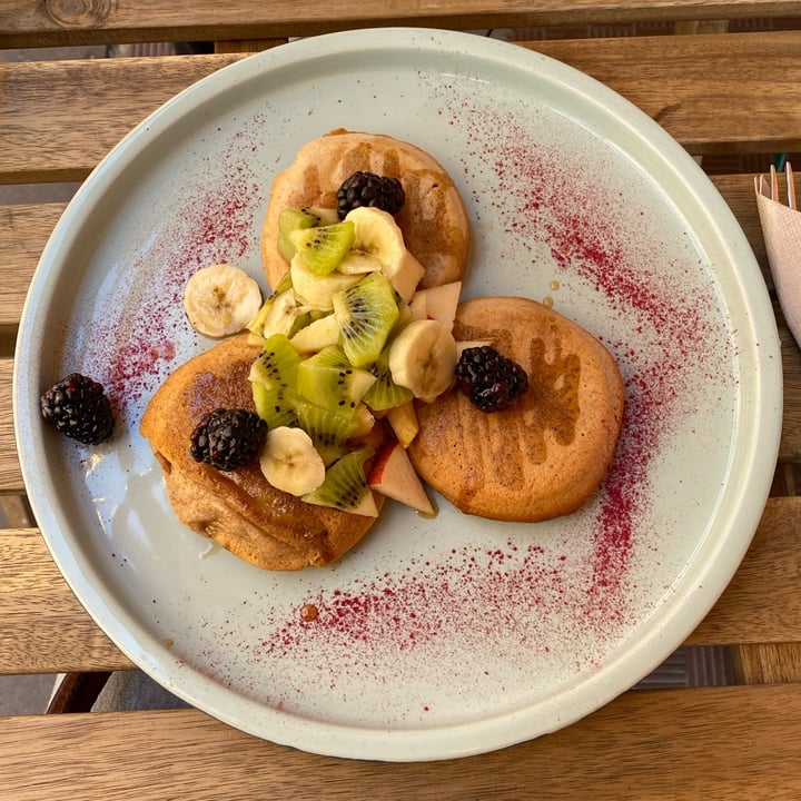 photo of Uno Caffé Olistico Pancakes Vegani Con Frutta shared by @sinfobie on  19 Mar 2022 - review