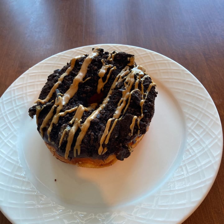 photo of Voodoo Doughnut - Broadway Vegan Old Dirty Bastard shared by @veganosaventureros on  31 Dec 2020 - review