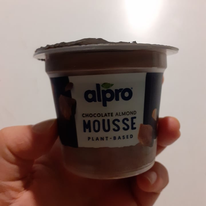 photo of Alpro Mousse de Chocolate con Almendras shared by @-iria- on  16 Jul 2021 - review