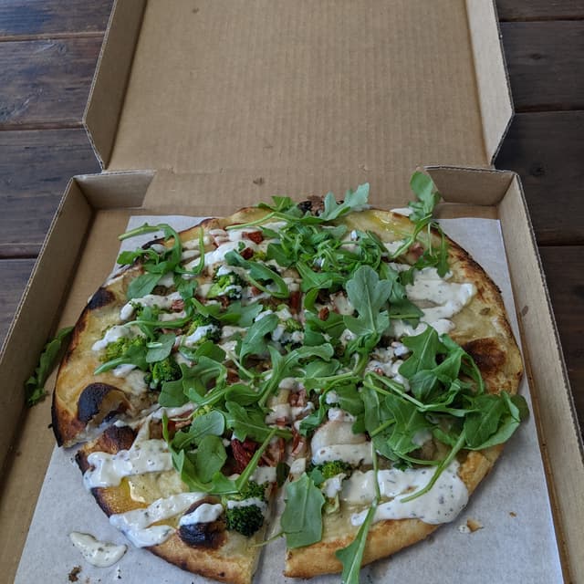 Photo of the dish “Pesto CBR Pizza”