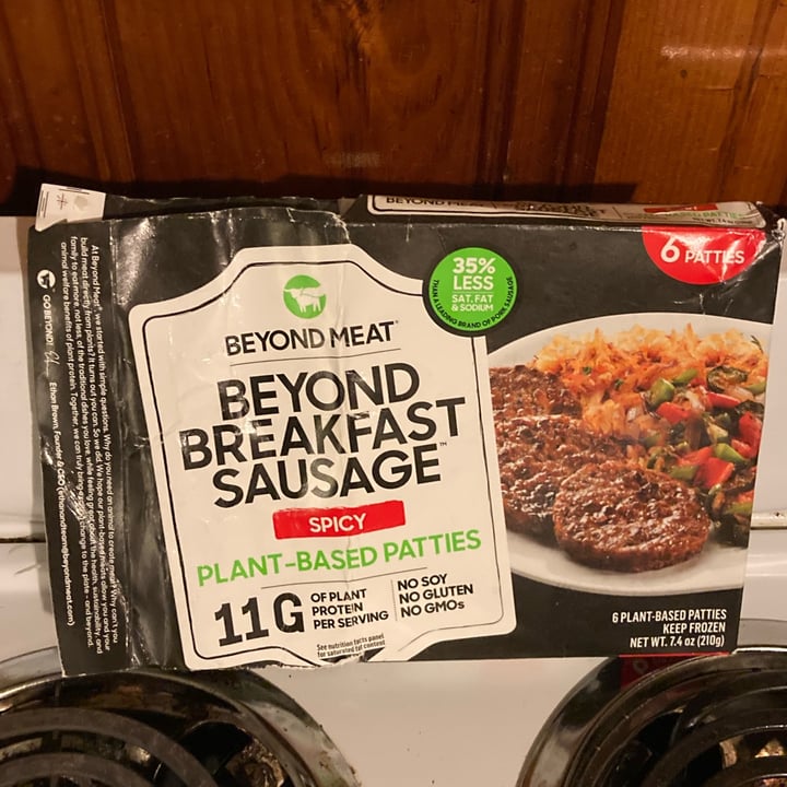 photo of Beyond Meat Beyond Breakfast Sausage Spicy shared by @alphanumer1c on  06 Nov 2021 - review