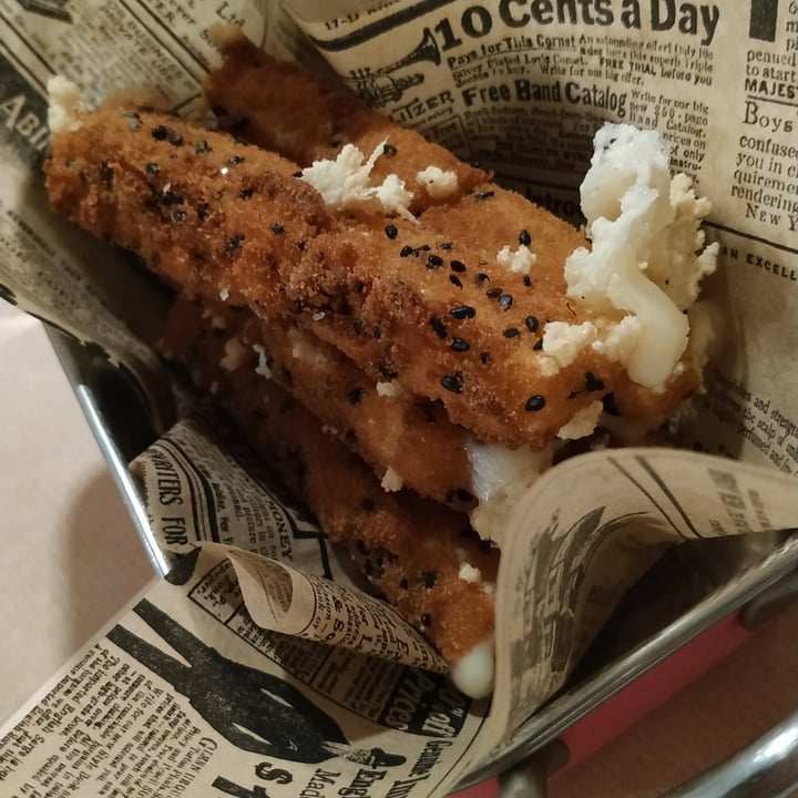 photo of Sol Veggie Fingers De Queso shared by @tomatoandpotatovegan on  06 Dec 2022 - review