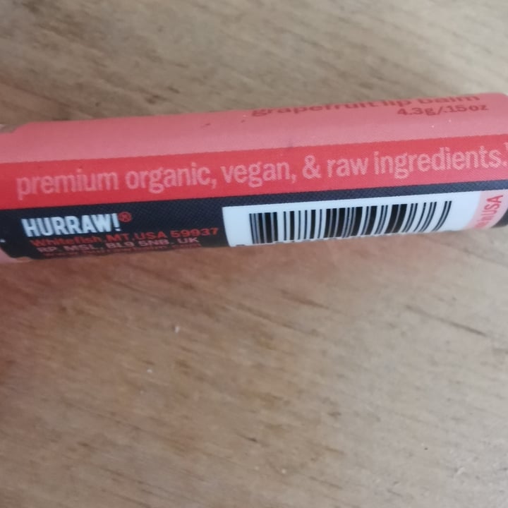 review photo of Hurraw! Grapefruit Lip Balm shared by @stephsv on 02 Aug 2022 - review