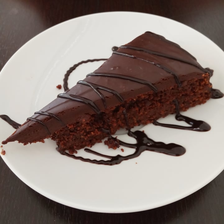 photo of Loving Hut Chocolate Cake shared by @chaosbraiin on  29 May 2020 - review
