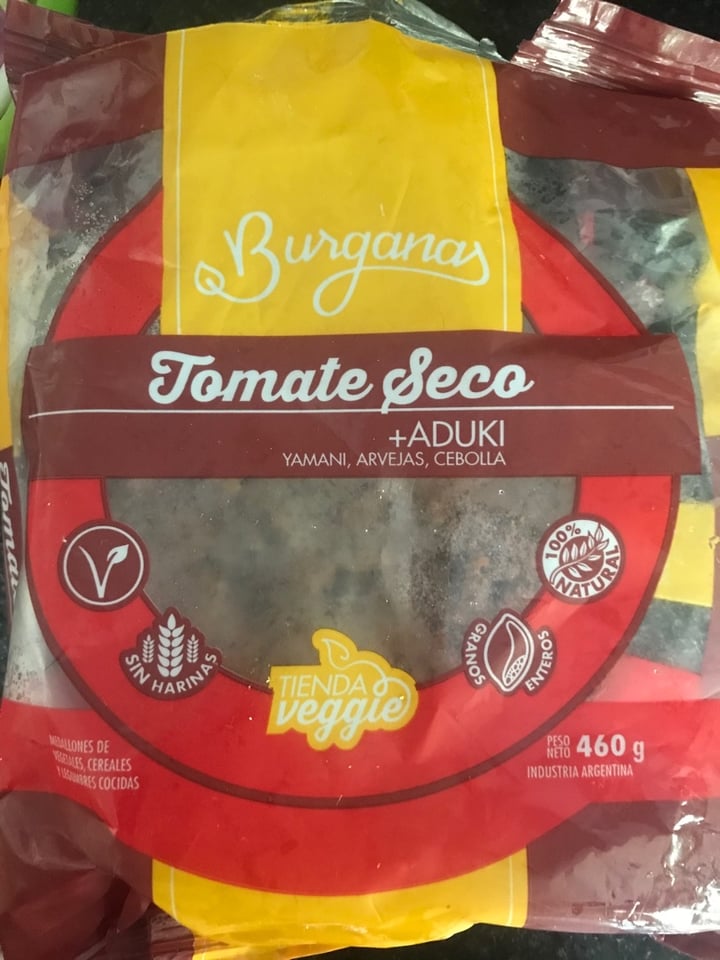 photo of Tienda Veggie Hamburguesas de Tomate Seco shared by @rochivazquez on  22 Mar 2020 - review