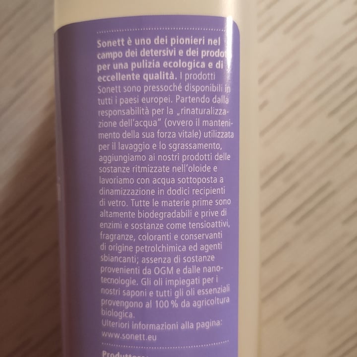 photo of Sonett Sapone per le mani lavanda shared by @giuliasullalbero on  12 Feb 2022 - review