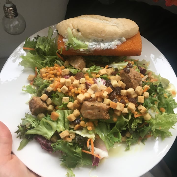 review photo of Rewe To Go Frikadellen Salat shared by @nicolex on 29 Jun 2021 - review