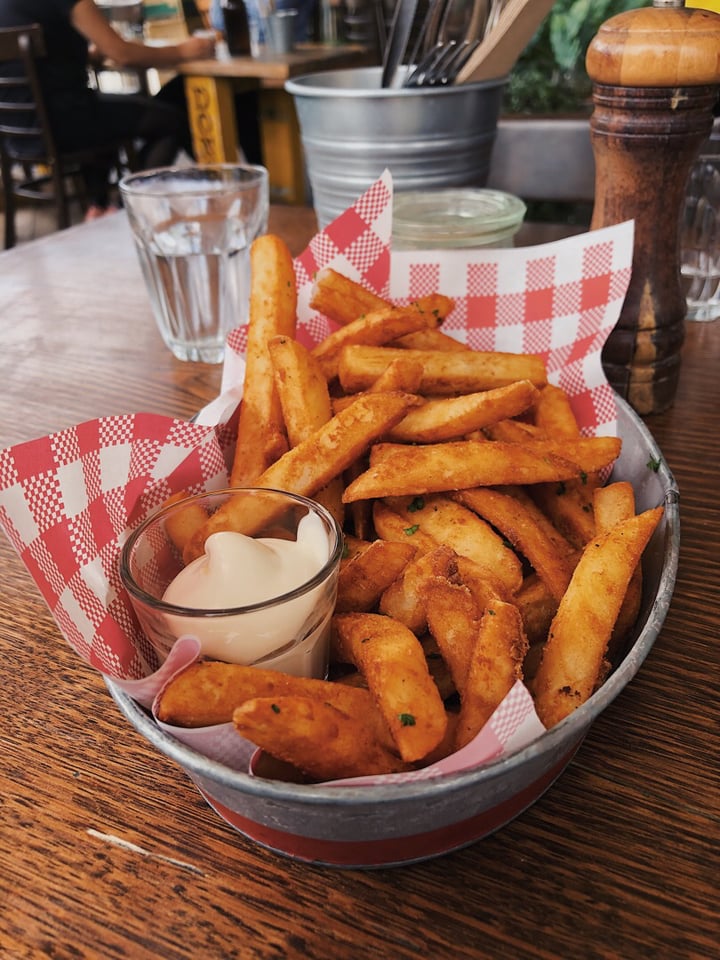 photo of The Glass Den Hot chips shared by @alyrauff on  21 Feb 2019 - review