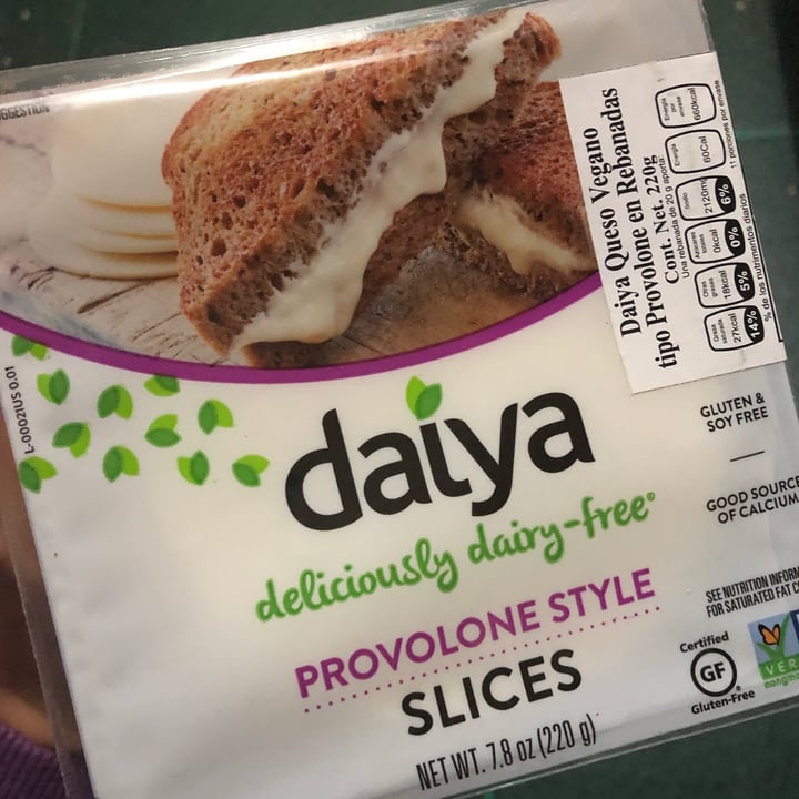 photo of Daiya Provolone Style Slices shared by @verdecomolasplantas on  13 May 2020 - review