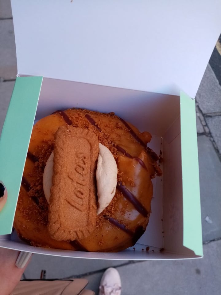 photo of Doughnut Time Biscoff vegan doughnut shared by @abivaldes on  10 Dec 2019 - review
