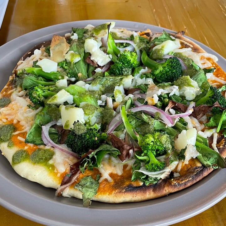 review photo of NA-NA Pesto Pizza shared by @krischari on 07 May 2021 - review