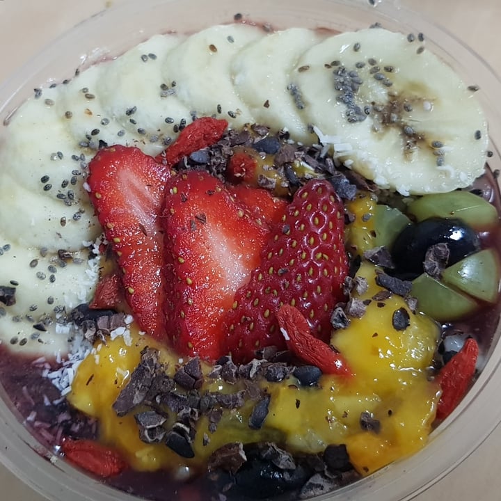 review photo of Project Açaí Original Flower Bowl shared by @lovelyness on 30 Sep 2020 - review