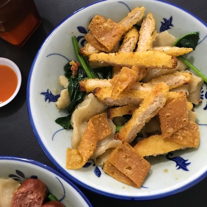 photo of 729 Vegan Veg cutlet mee hoon kueh shared by @mehmehrene on  04 Dec 2021 - review