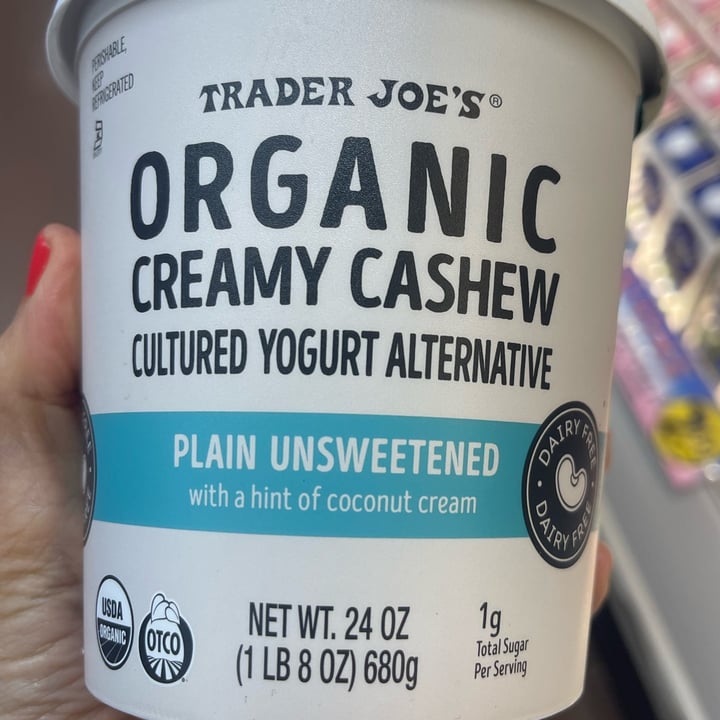 photo of Trader Joe's Organic creamy cashew yogurt unsweetened shared by @retorres on  01 May 2022 - review